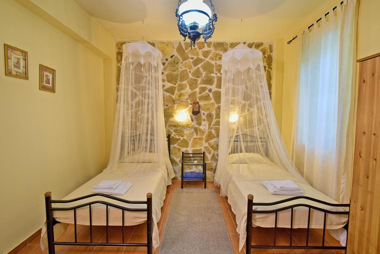 فيلا Olive Farm Agia Marina المظهر الخارجي الصورة
