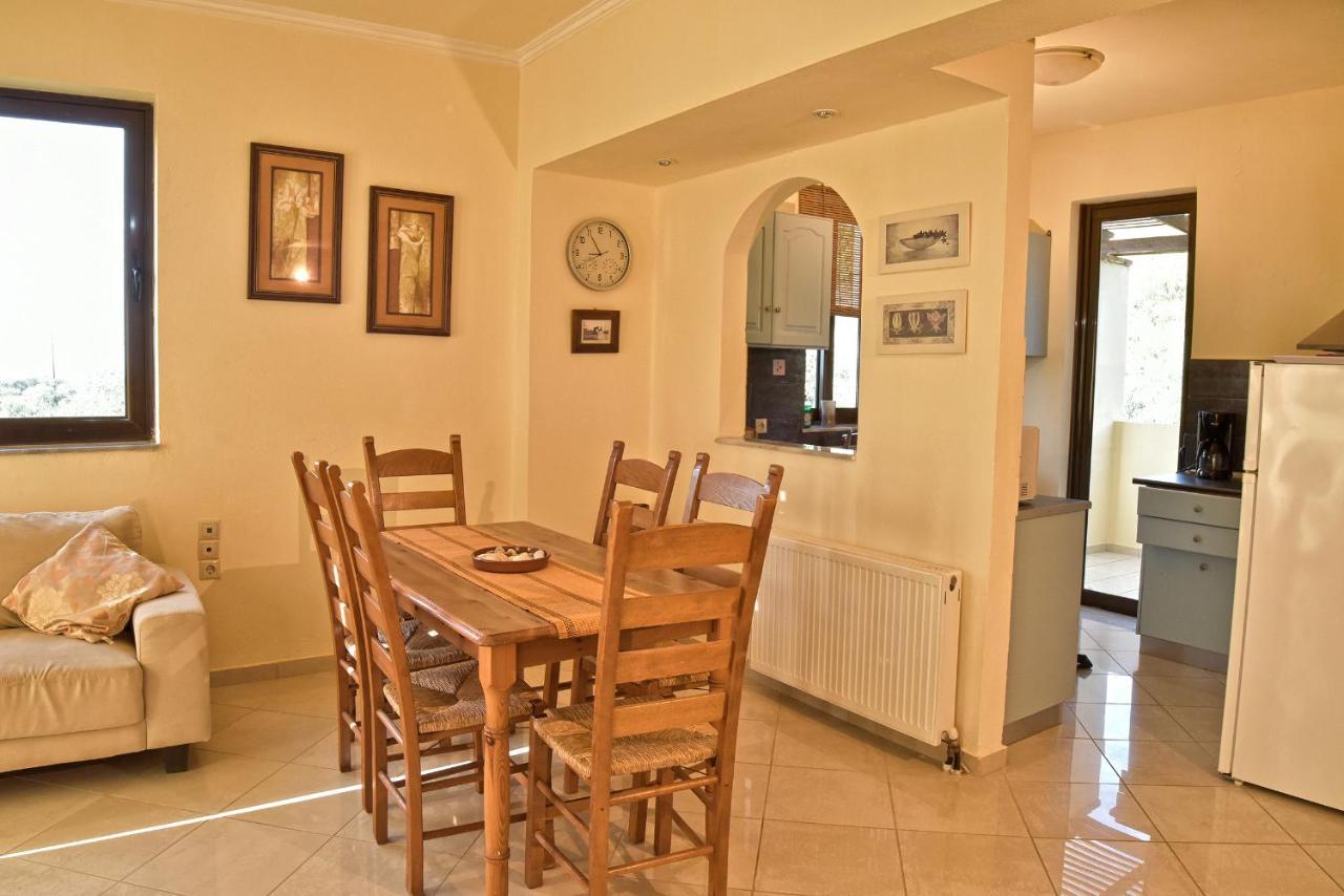 فيلا Olive Farm Agia Marina المظهر الخارجي الصورة