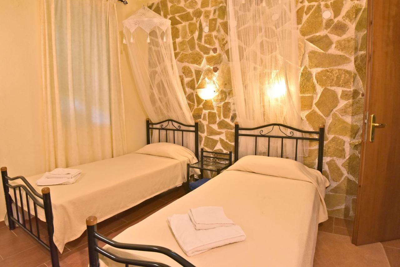 فيلا Olive Farm Agia Marina المظهر الخارجي الصورة